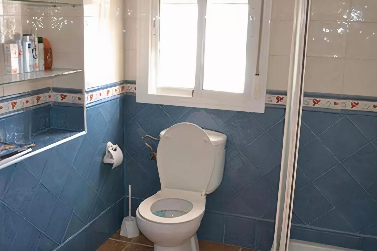 5024 -+34672427629-Badkamer