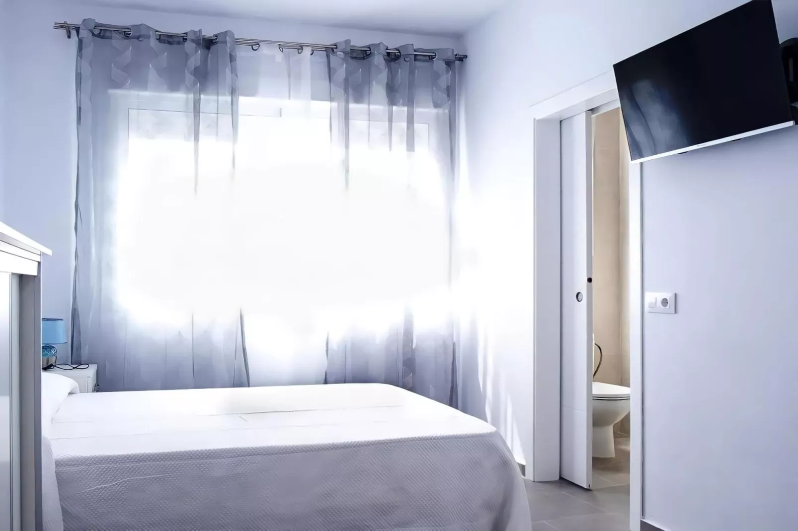 4515-+34696547830-Slaapkamer