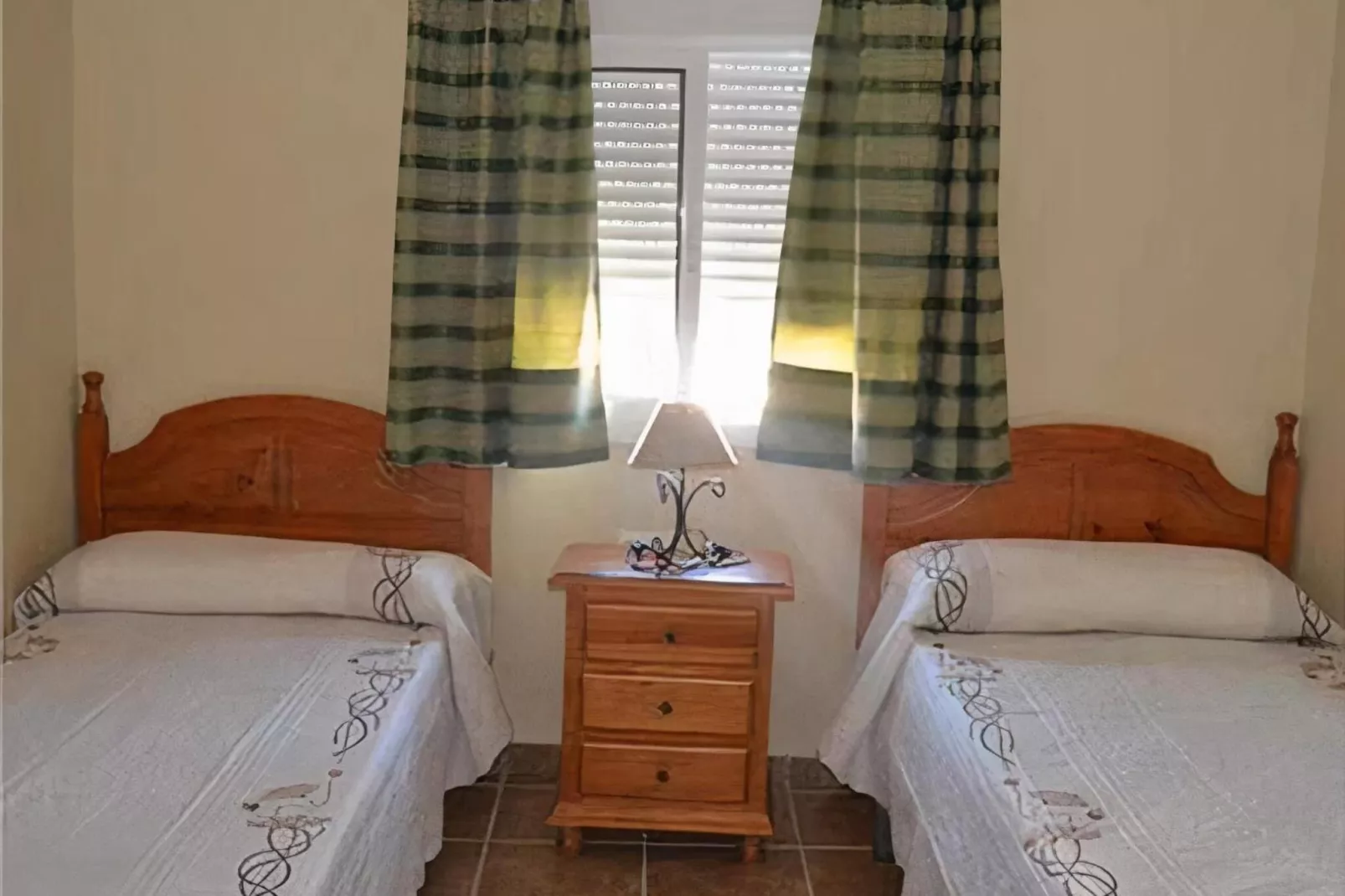 5024 -+34672427629-Slaapkamer