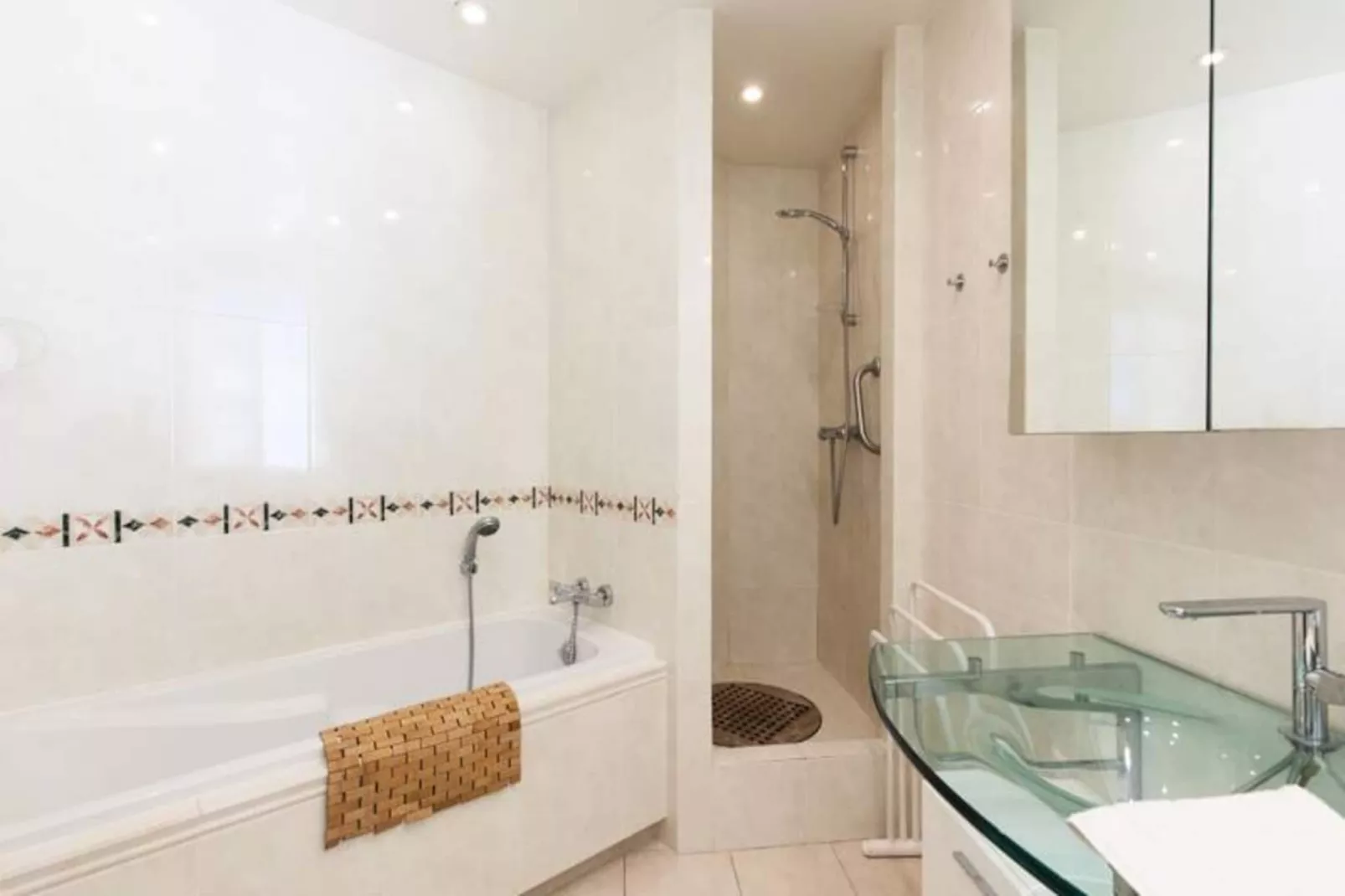 Résidence Vue Mer 95m2 Grande Terrasse Cannes Croisette.-Niet-getagd