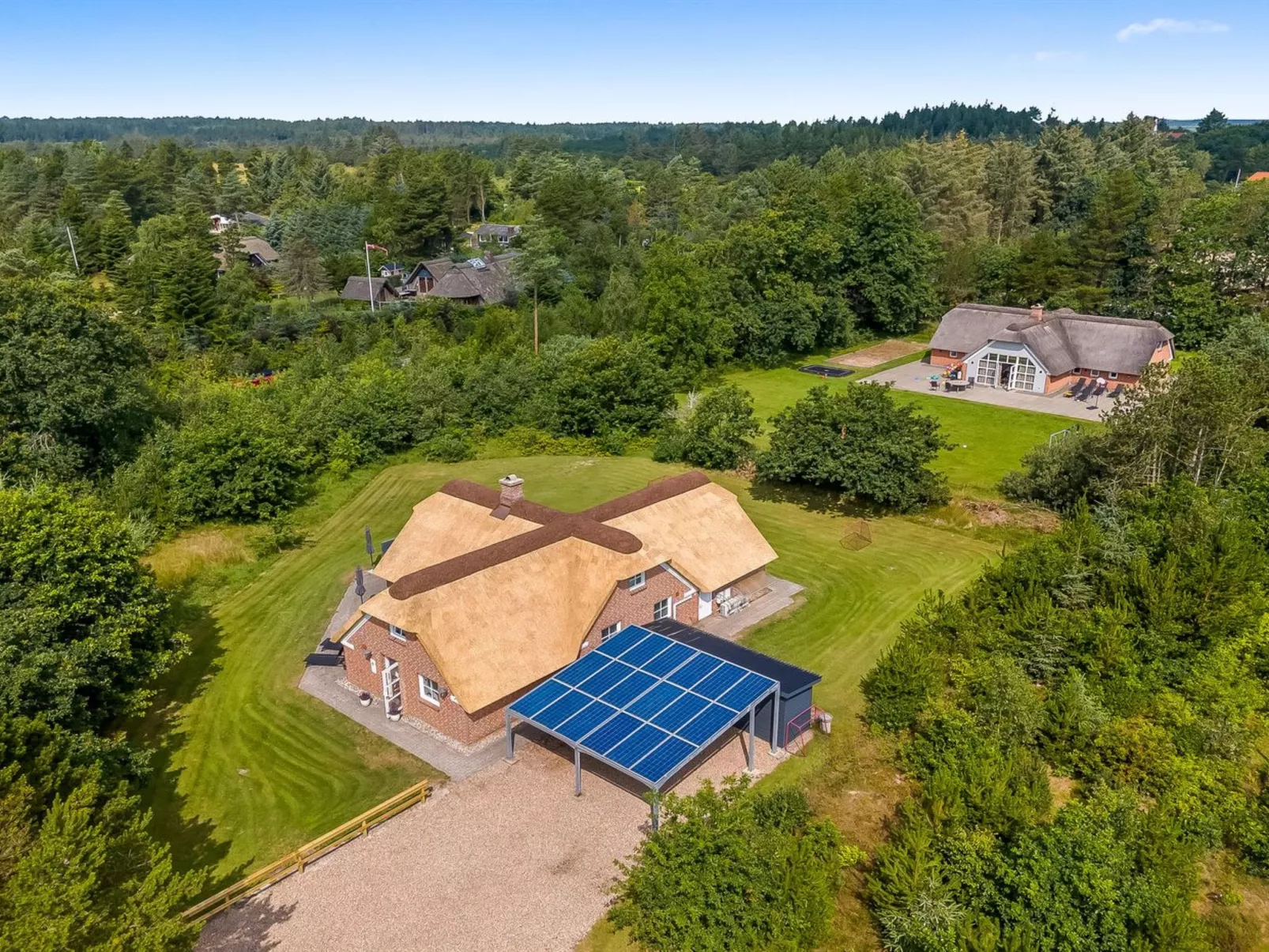 "Sondra" -  from the sea-Buiten