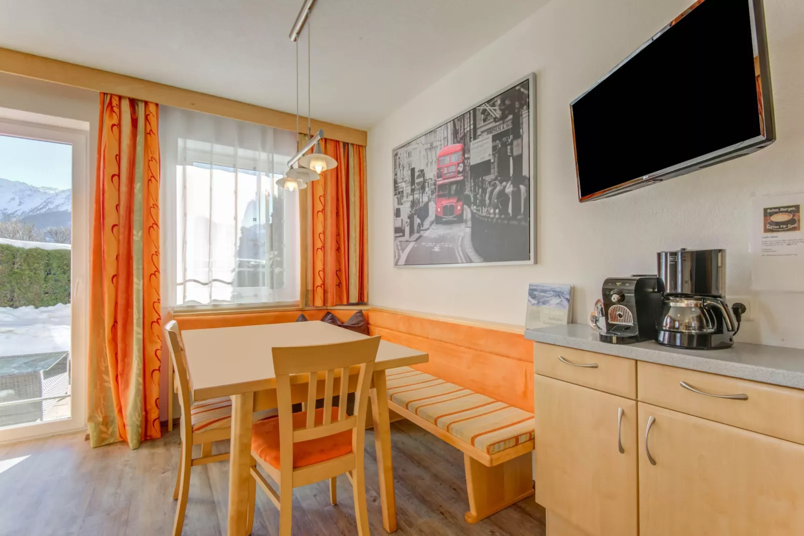 Appartment groß-Eetkamer