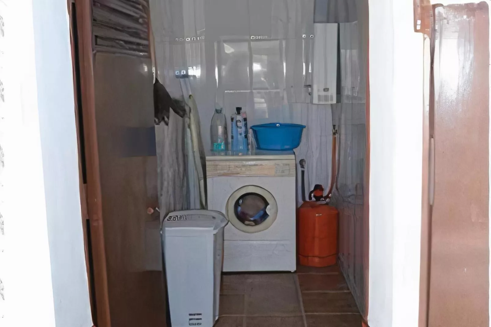 5024 -+34672427629-Faciliteiten