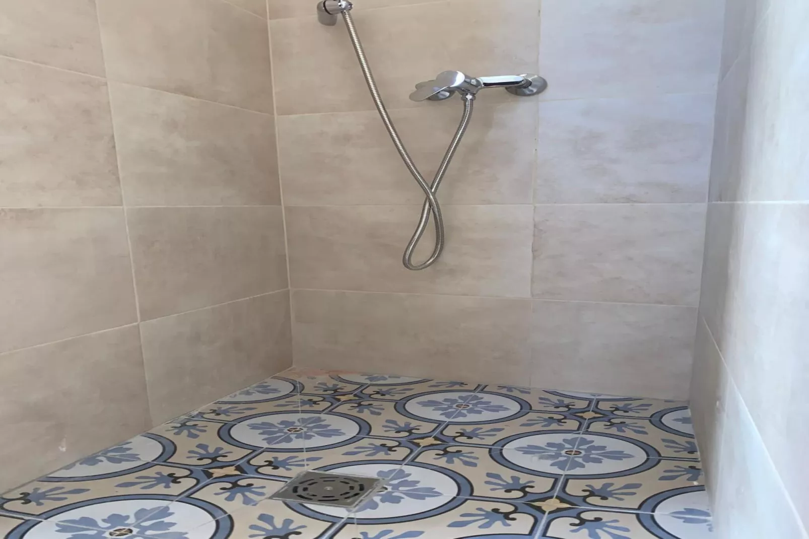 Paola - Casa Athenea-Badkamer