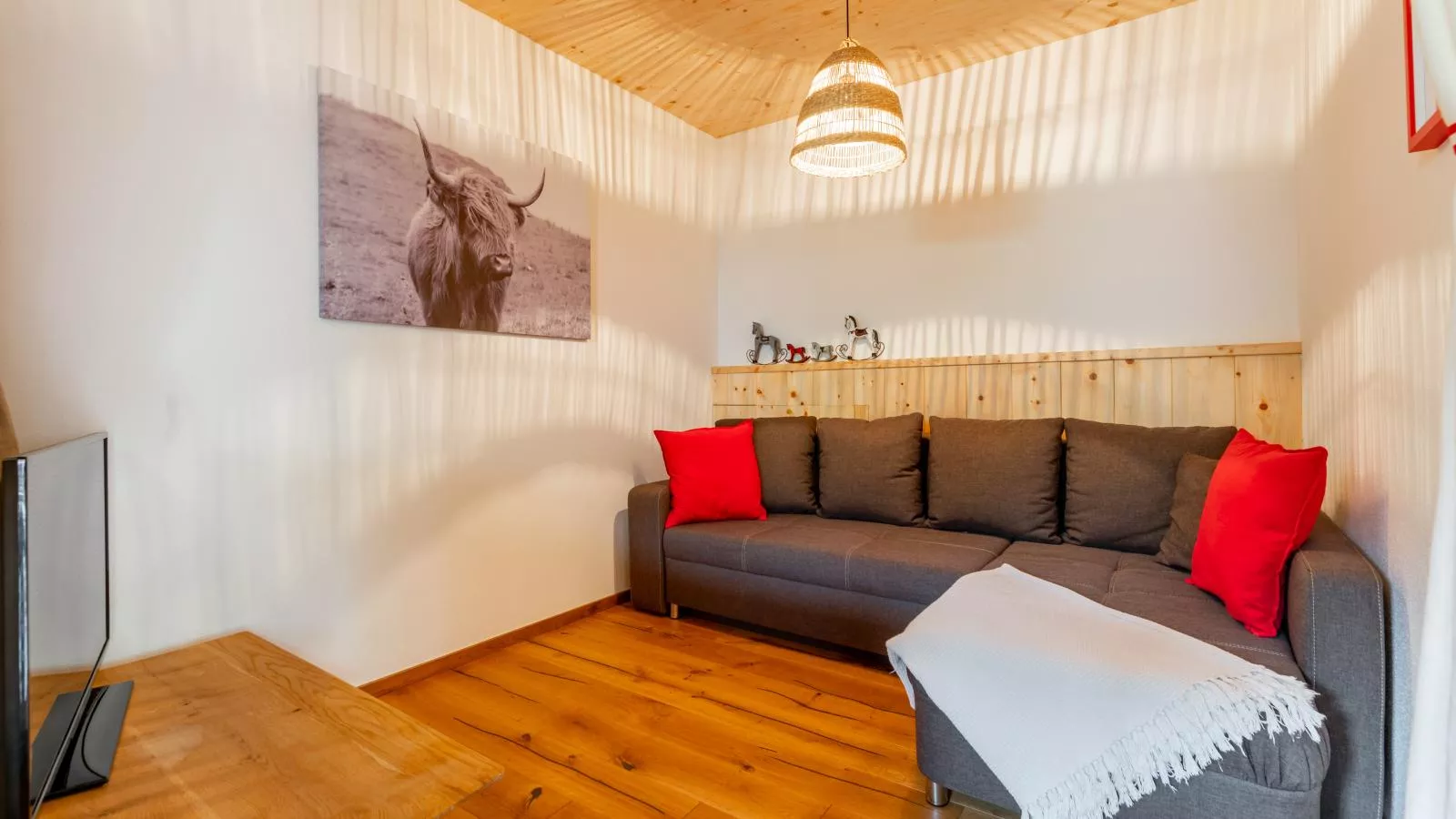 Tauernapart I und II-Woonkamer