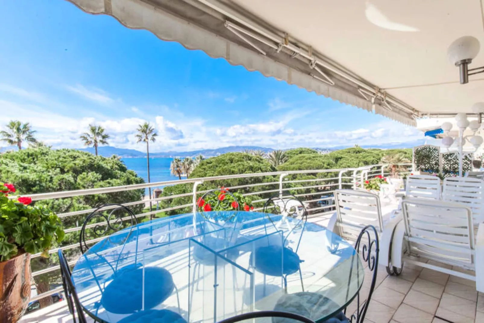 Résidence Vue Mer 95m2 Grande Terrasse Cannes Croisette.-Niet-getagd