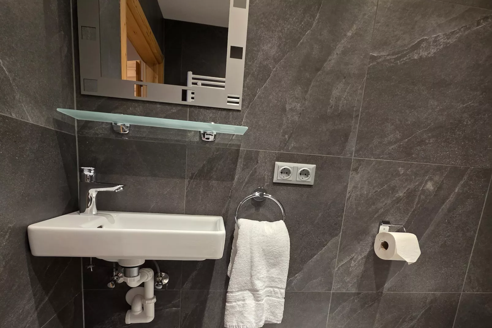 Apartment Schlögl-Badkamer