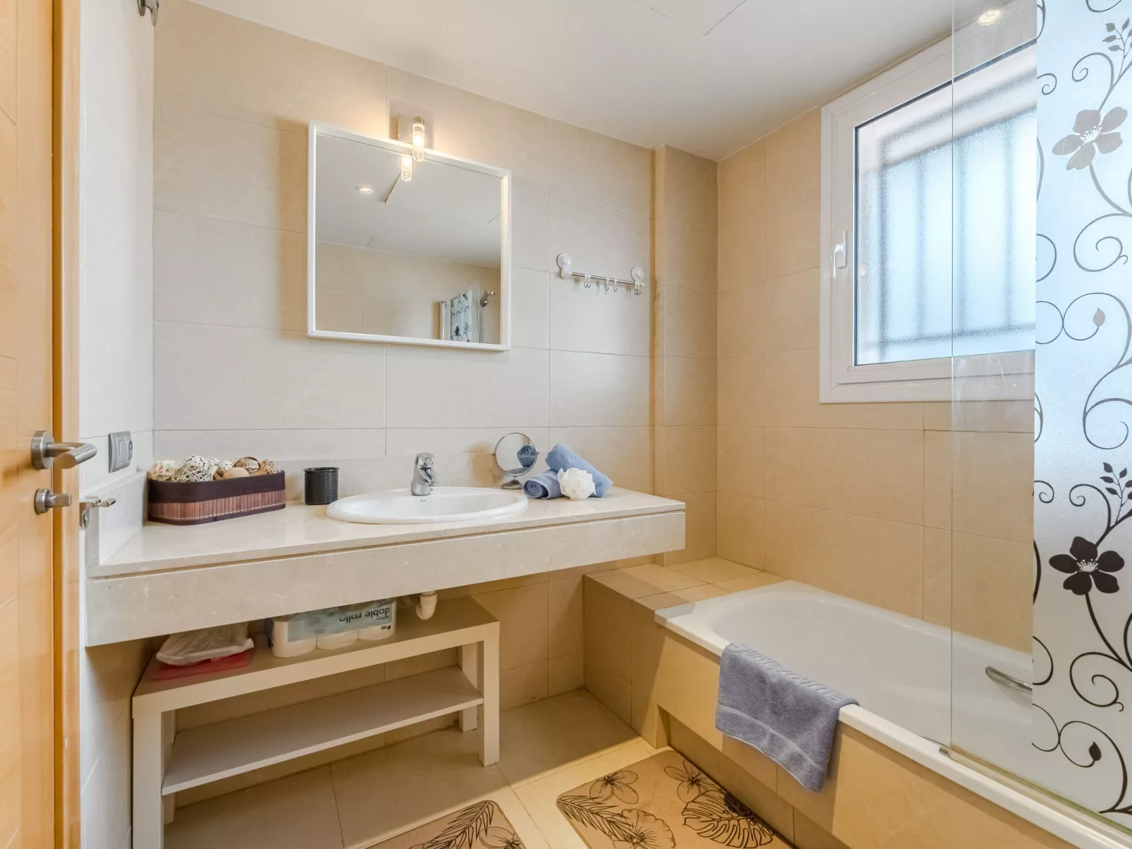 Santiago Seaview-Binnen