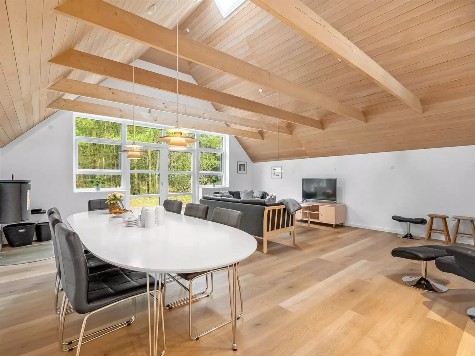 "Aivars" -  from the sea-Binnen