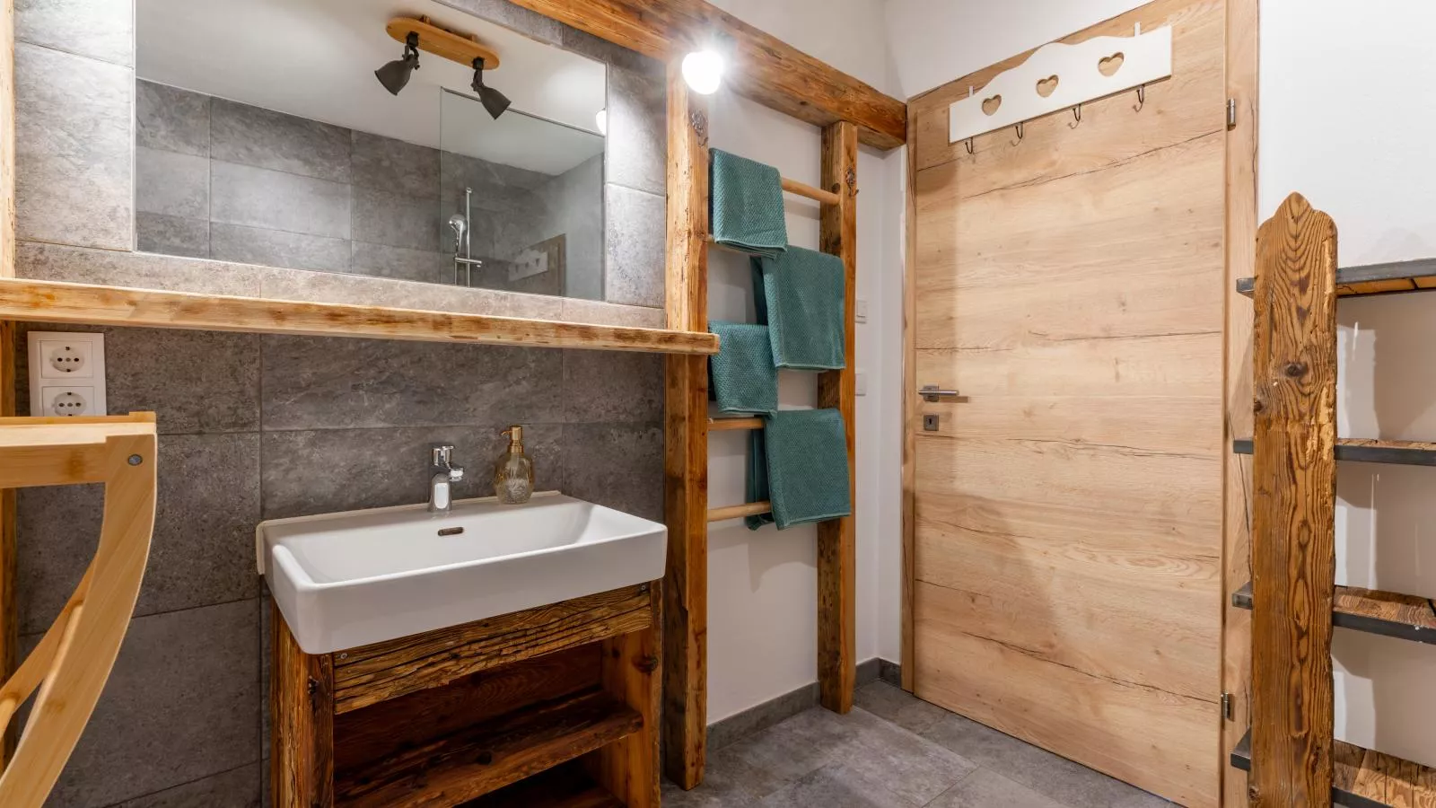 Tauernapart I und II-Badkamer