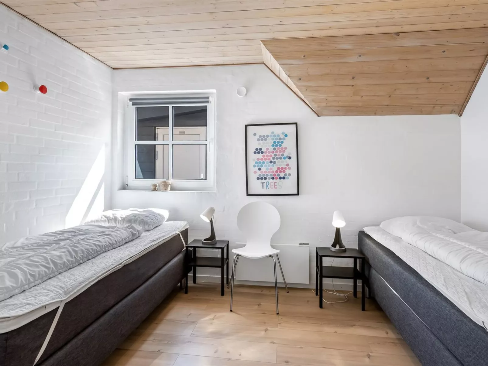 "Sondra" -  from the sea-Binnen