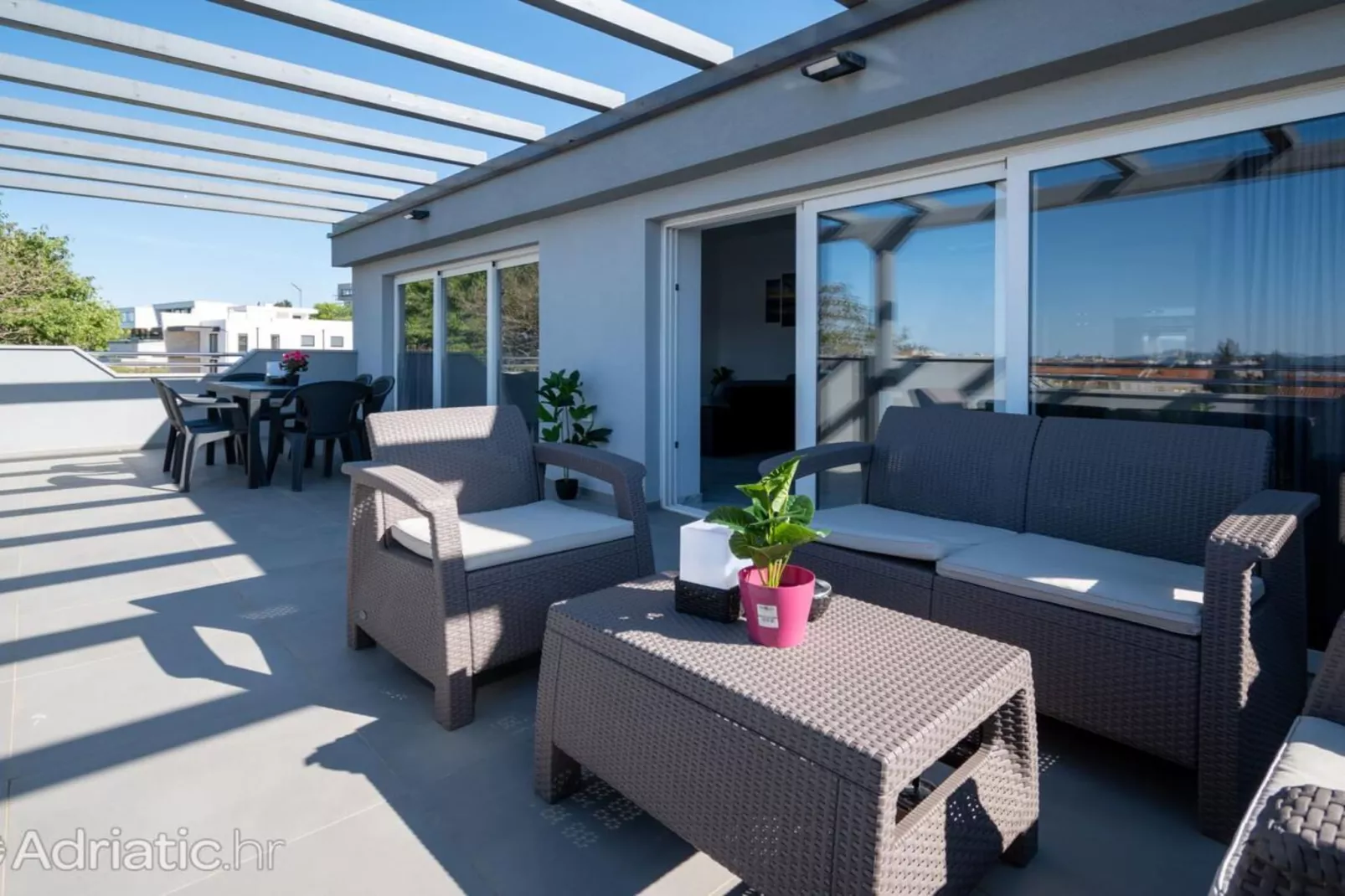 Panoramic View Apartment ILM-Terras