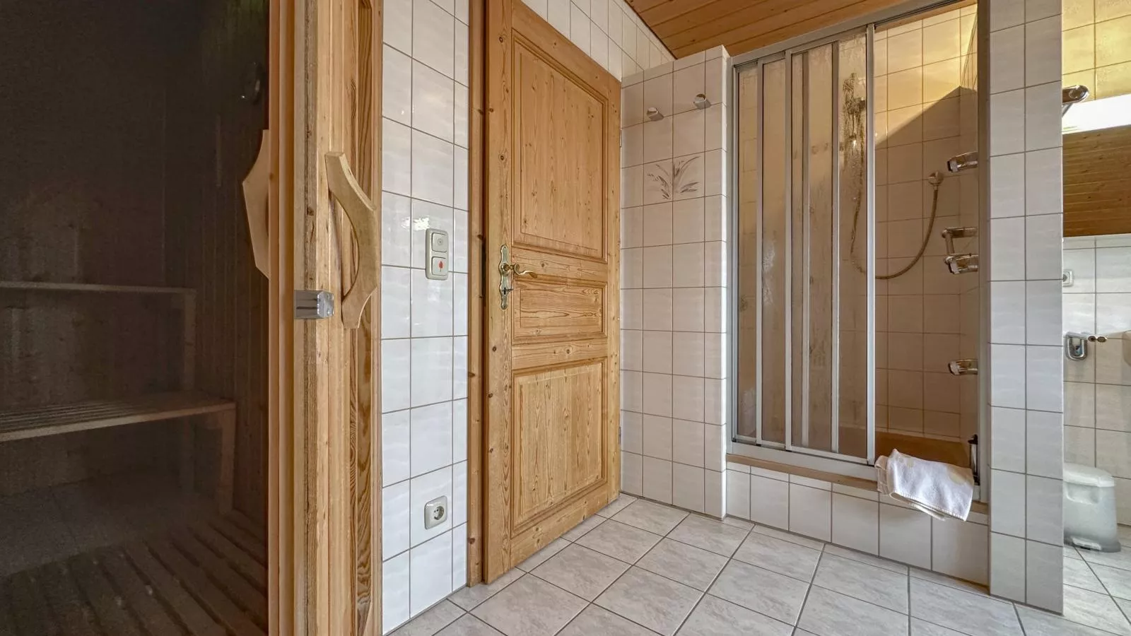 Bernhardsberg-Badkamer