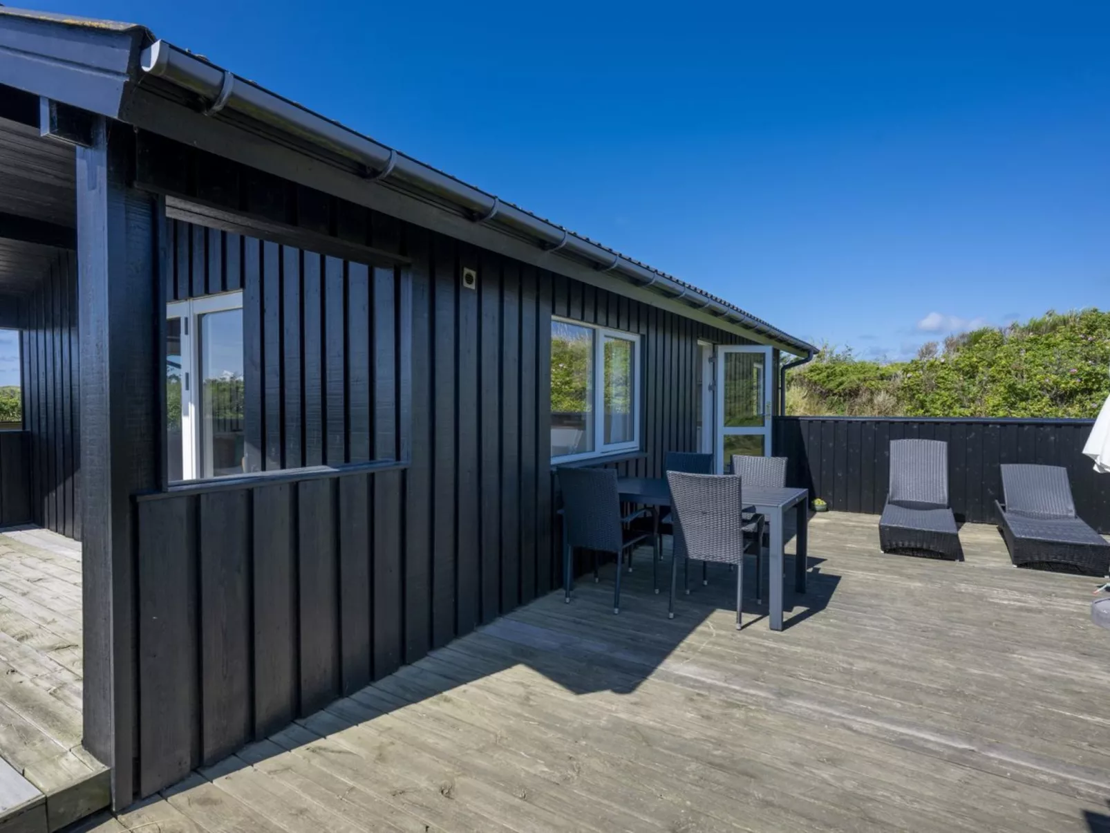 "Efra" - 400m from the sea-Buiten