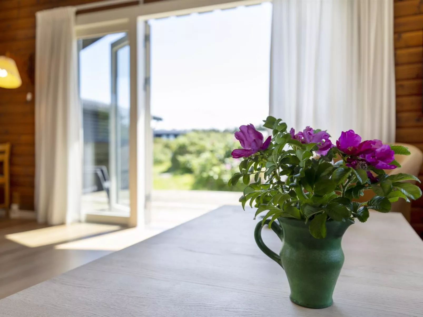 "Efra" - 400m from the sea-Binnen