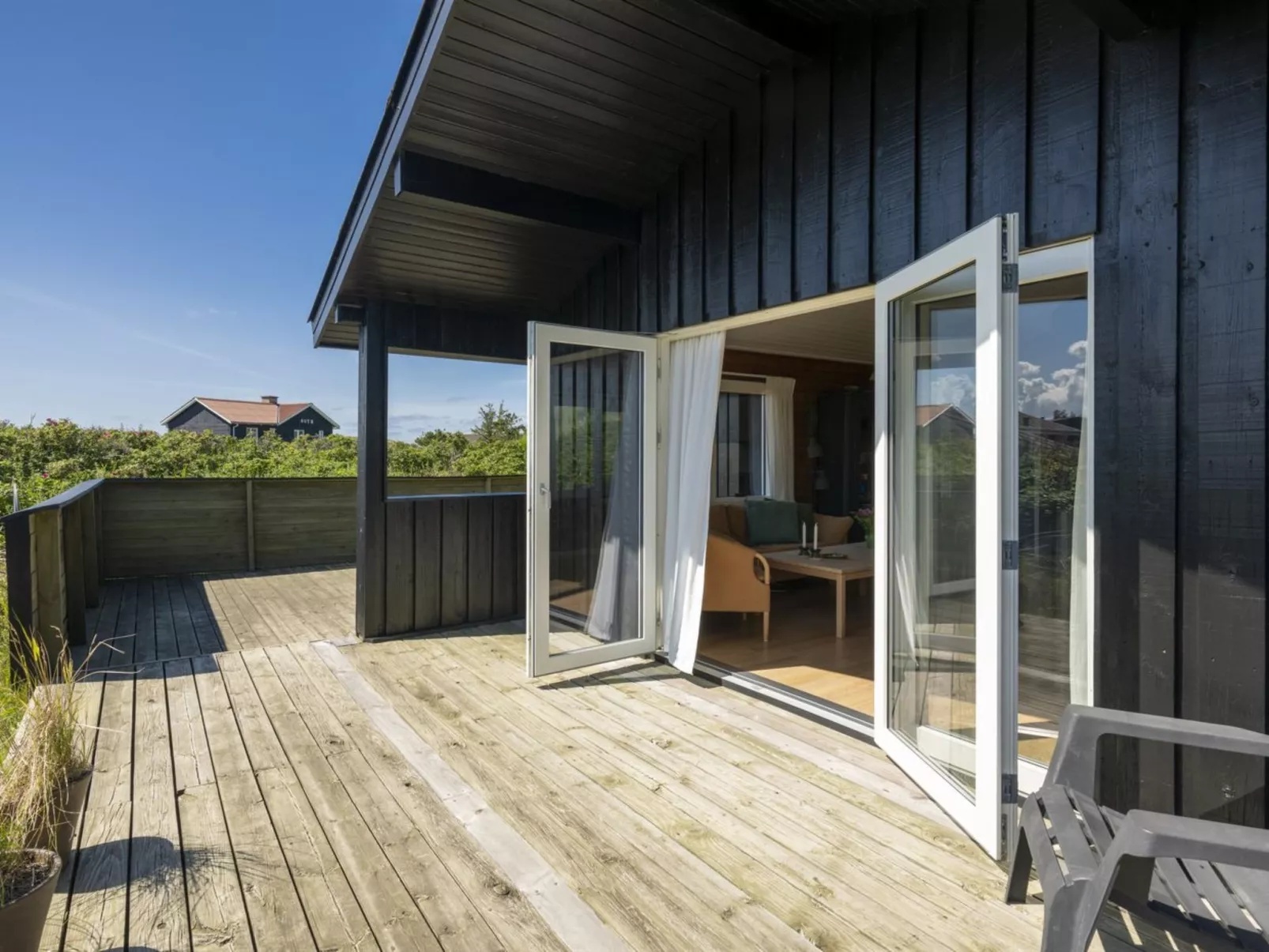 "Efra" - 400m from the sea-Buiten