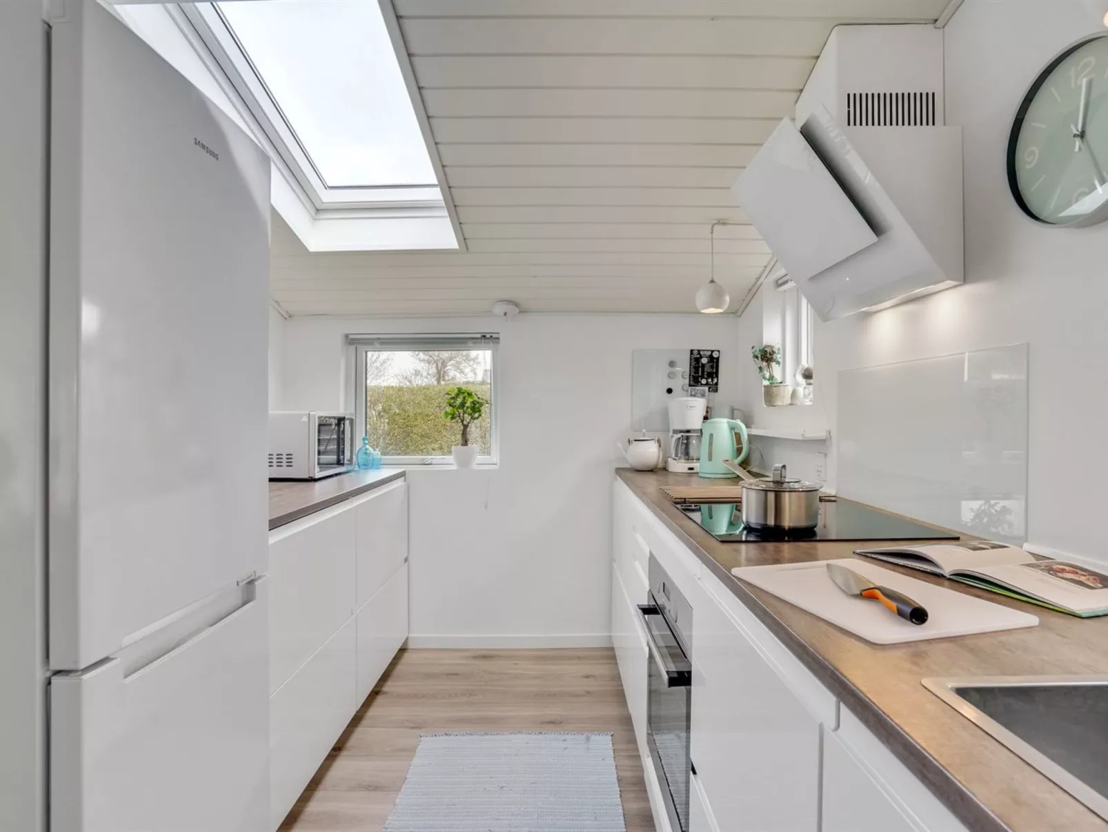 "Helmina" - 125m from the sea-Binnen