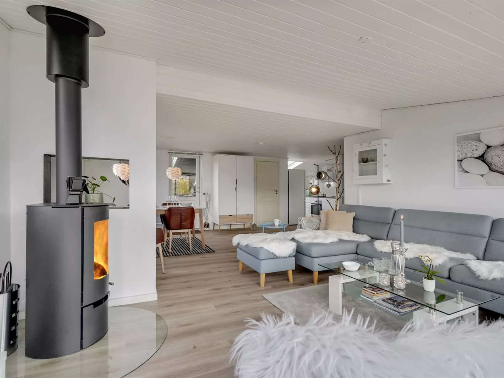 "Helmina" - 125m from the sea-Binnen