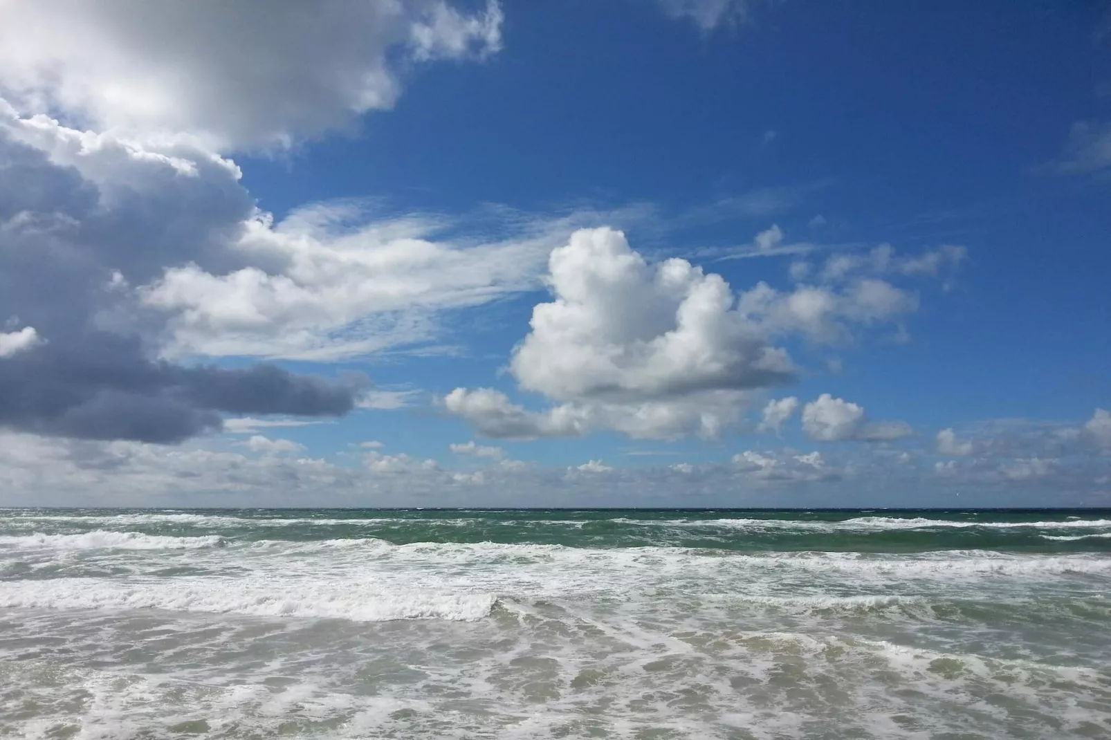 Modern Strandverblijf -- By Traum Ferienwohnungen-Waterzicht