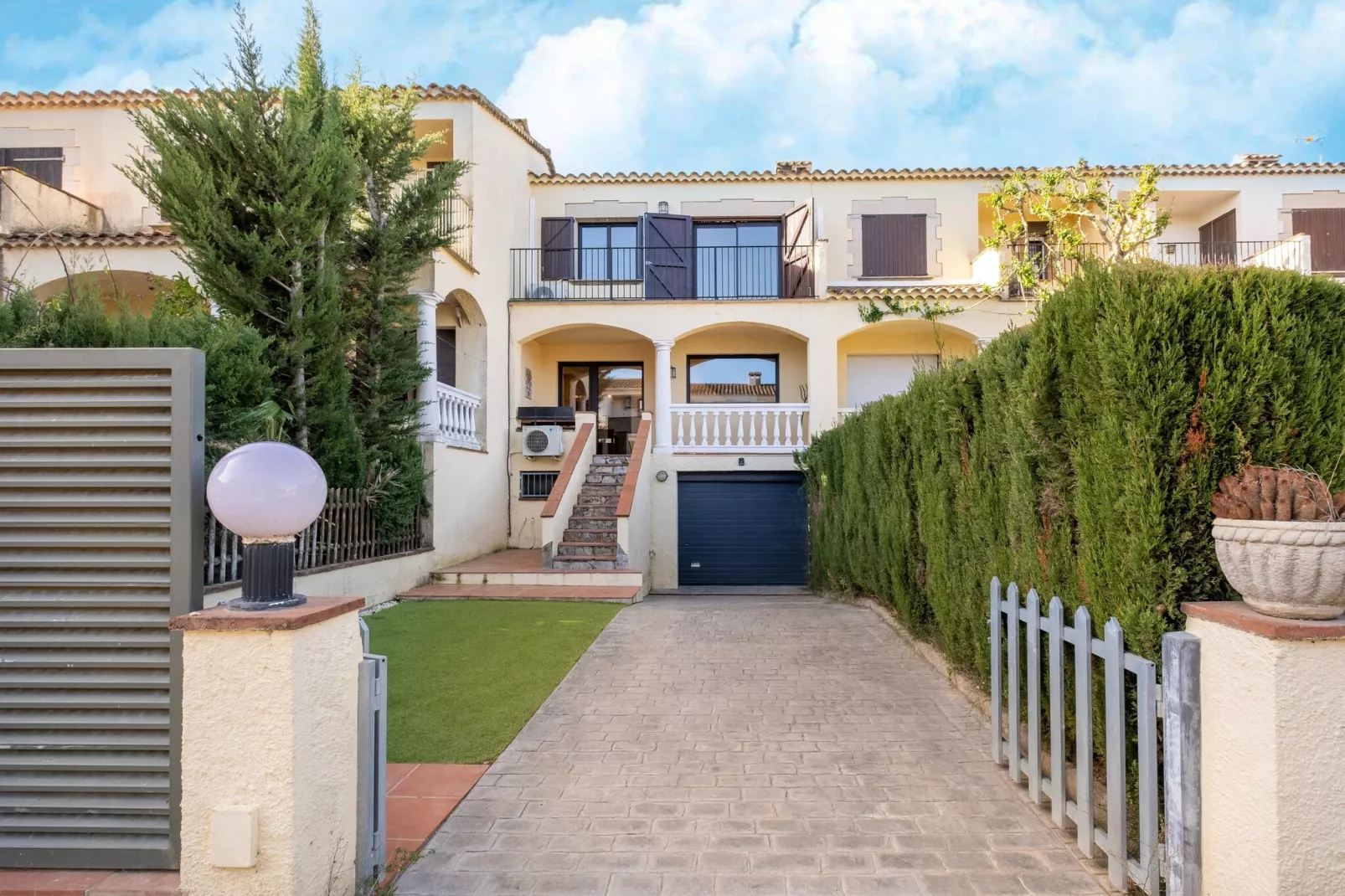 Ca la Yoli-Buitenkant zomer