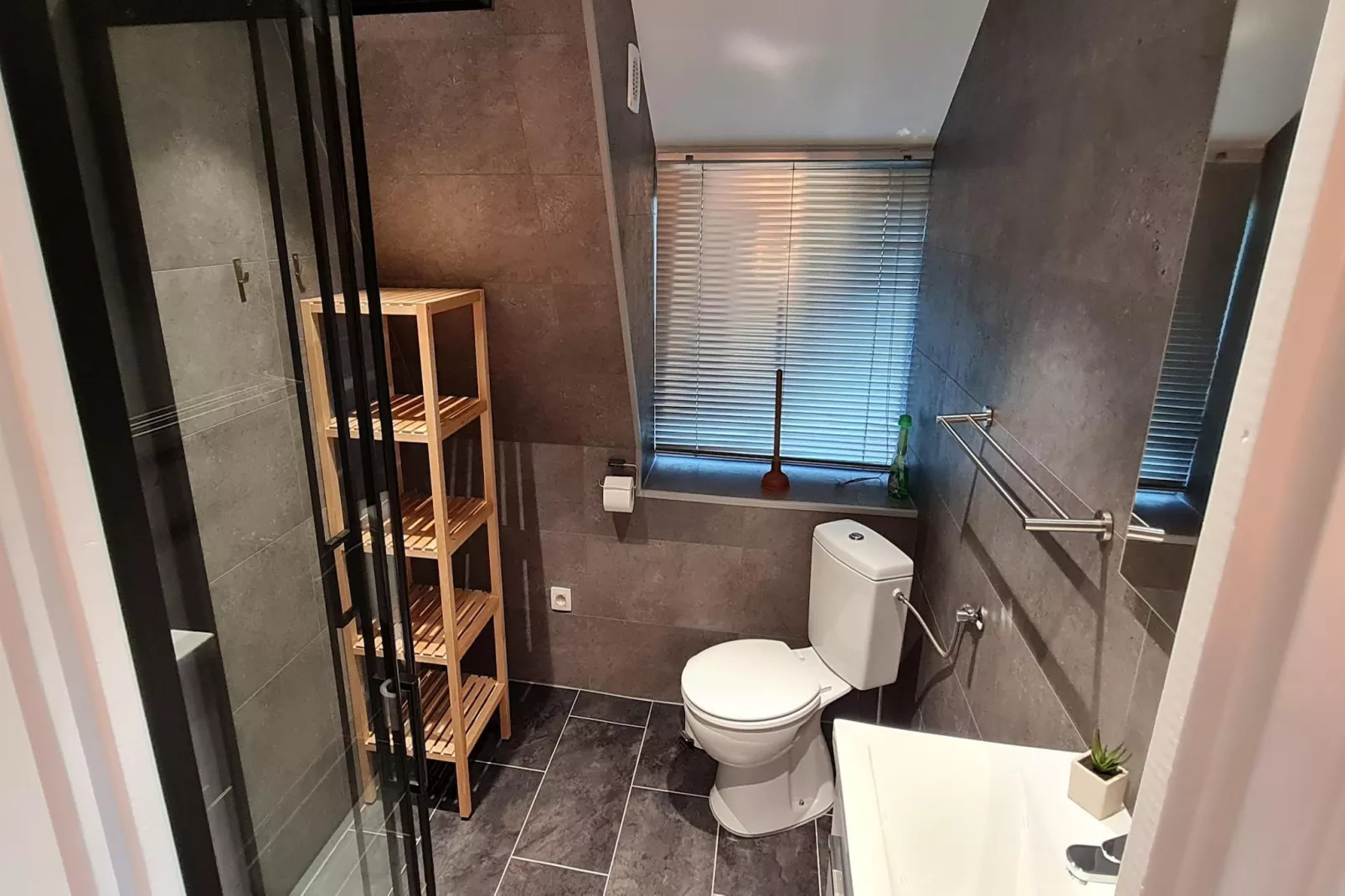 Chalet no 14-Badkamer