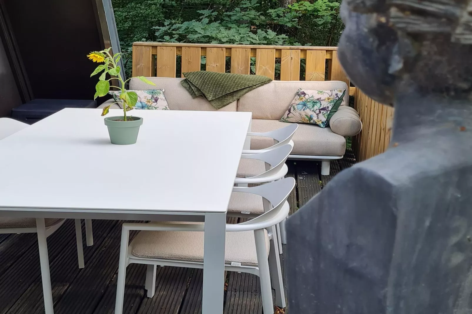 Chalet no 80-Eetkamer