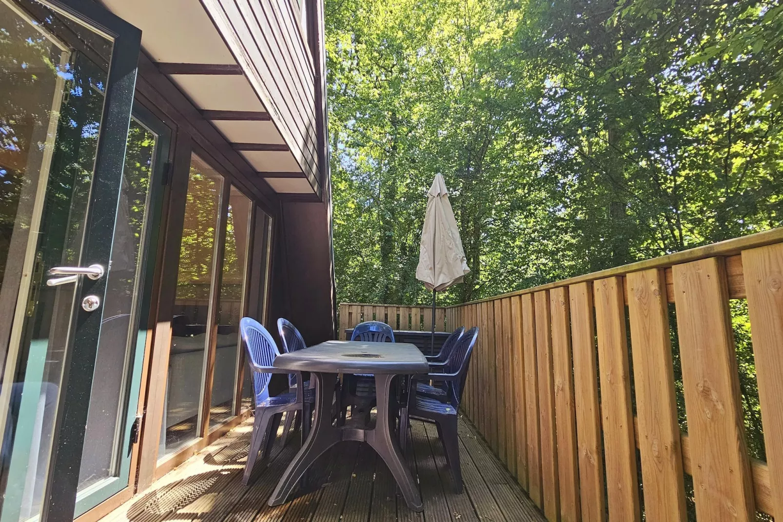 Chalet no 10-Terrasbalkon