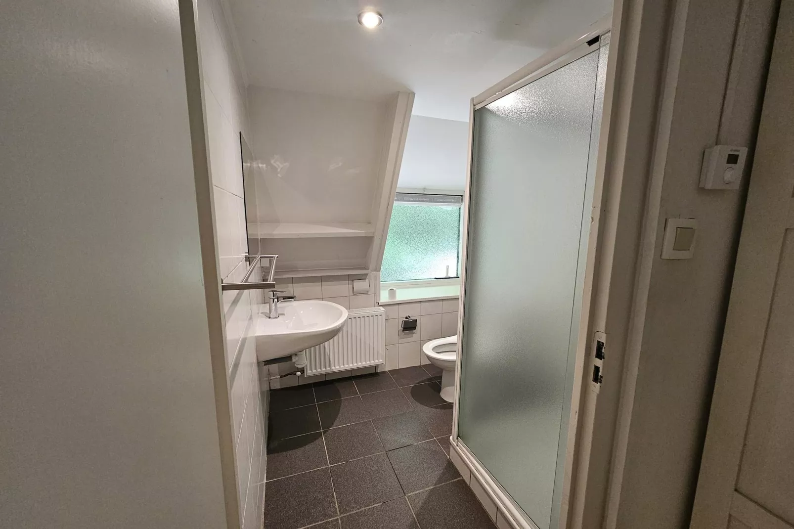 Chalet no 174-Badkamer