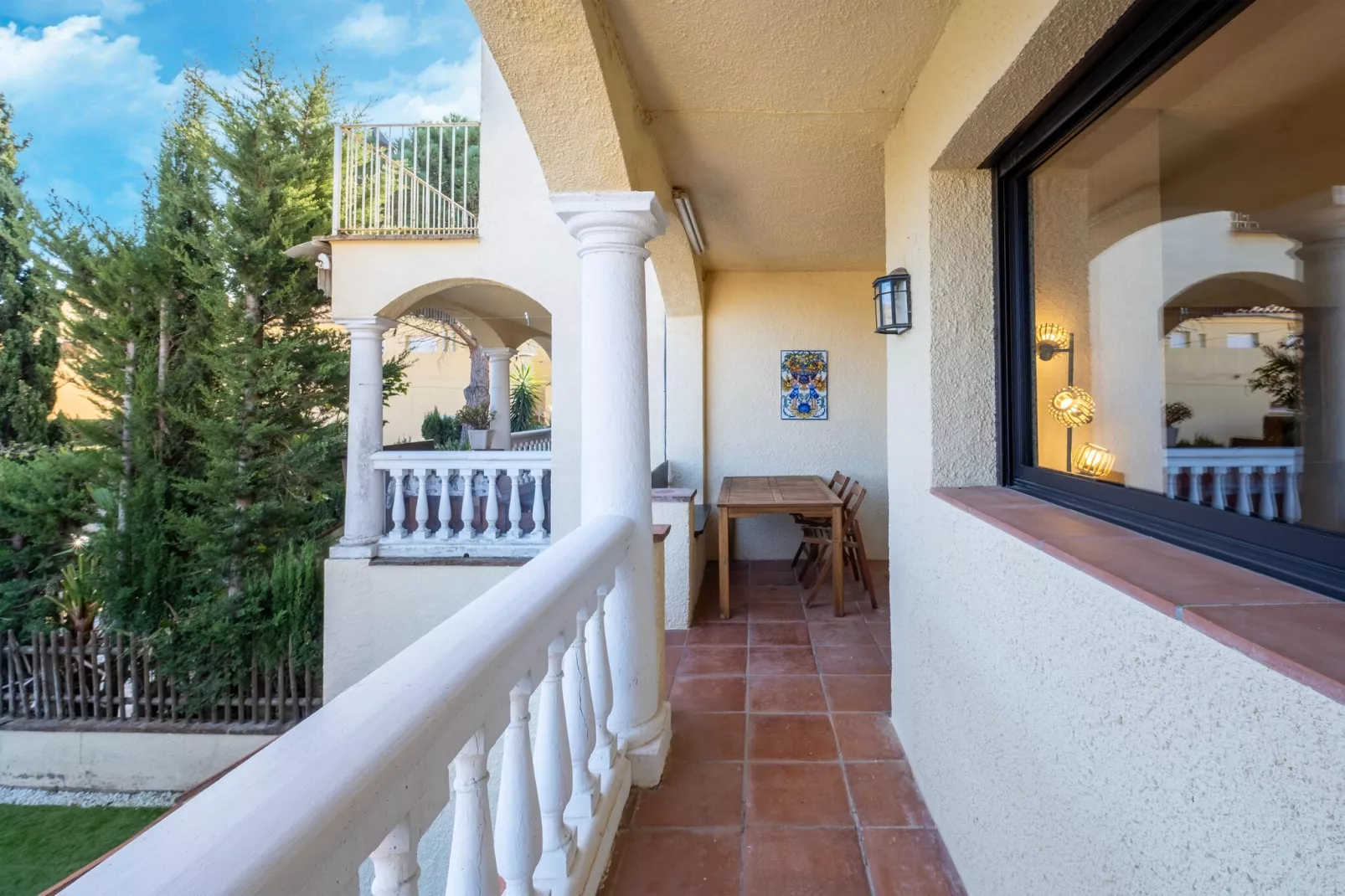 Ca la Yoli-Terrasbalkon