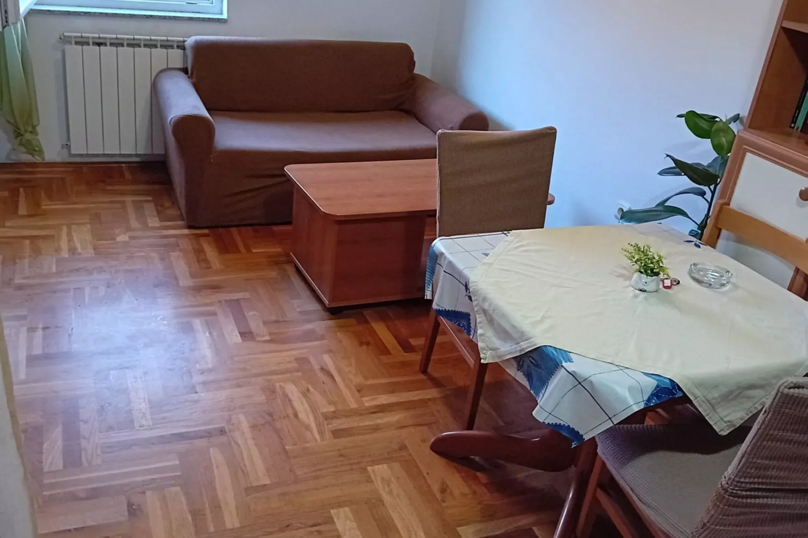 Apartments Petrova-Woonkamer