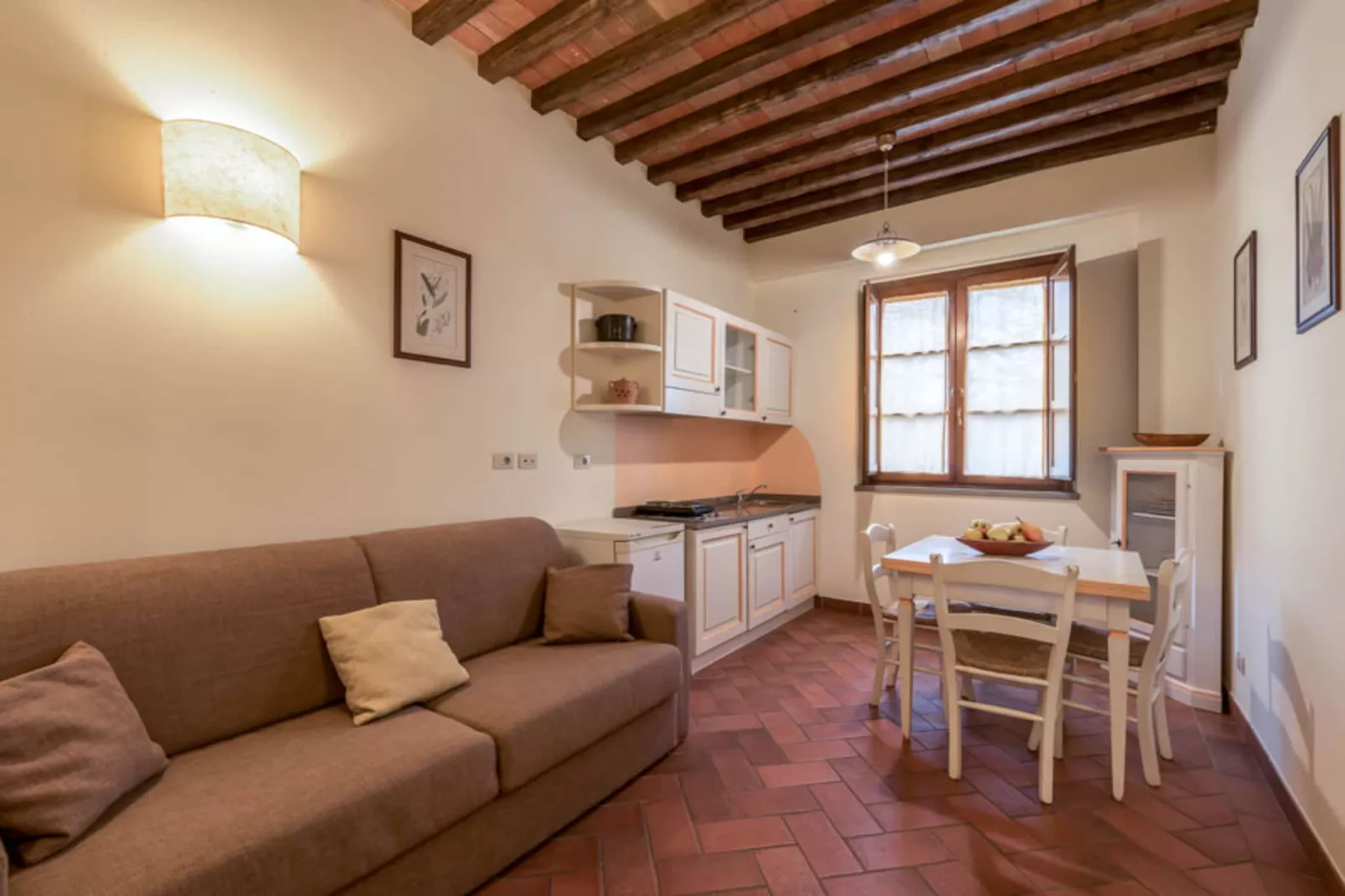 Residence Antico Casale // TWO ROOM App 4PAX B4-Woonkamer