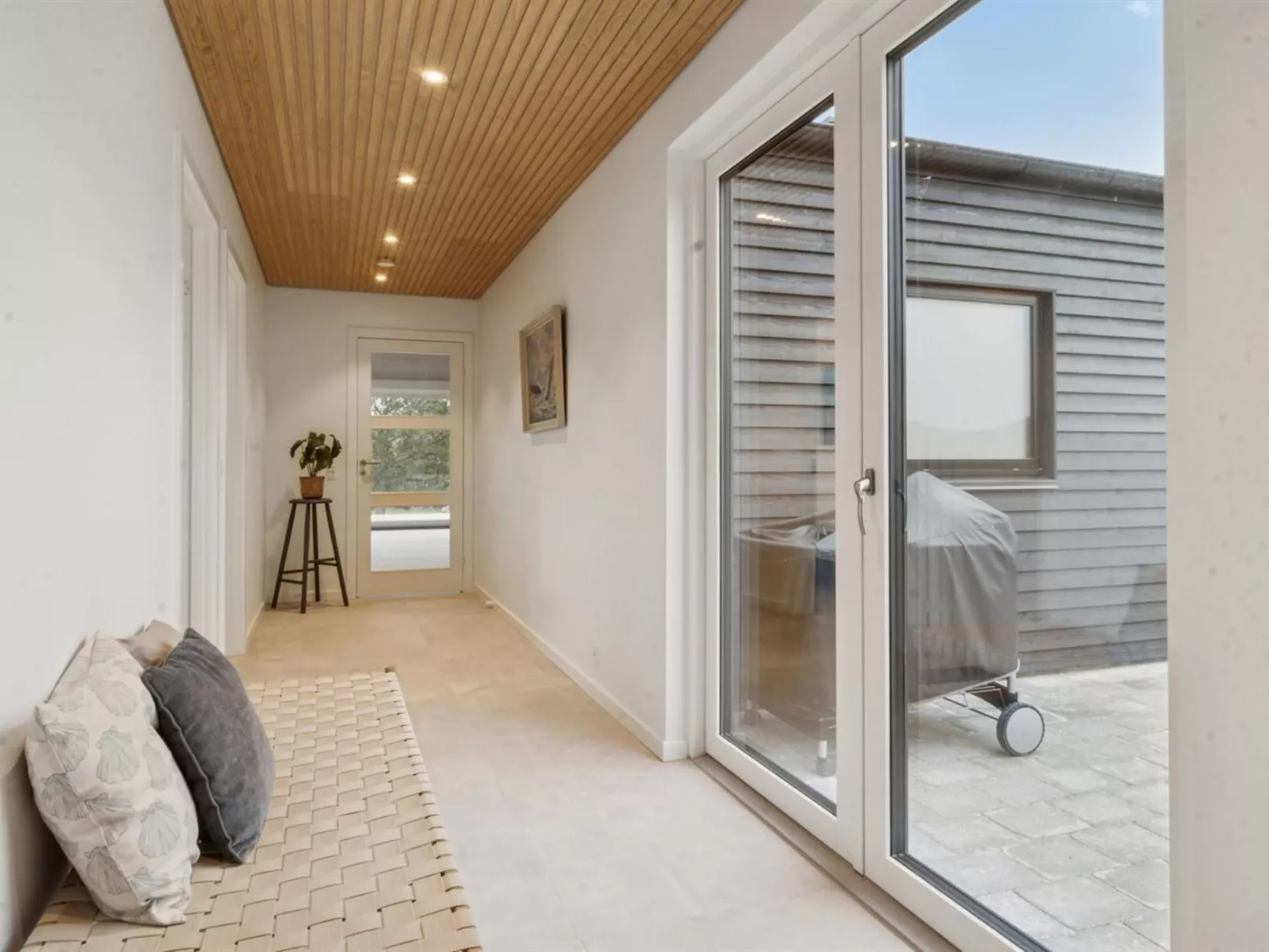 "Antomine" - 150m from the sea-Binnen