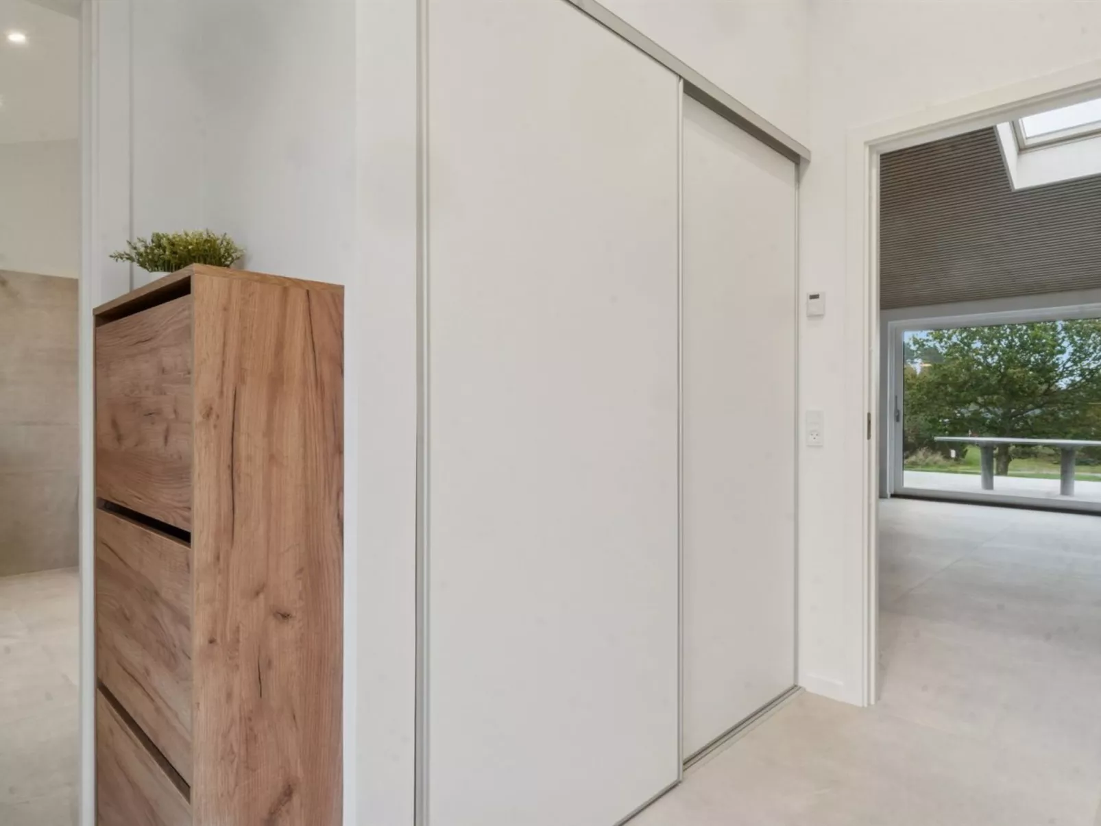 "Antomine" - 150m from the sea-Binnen