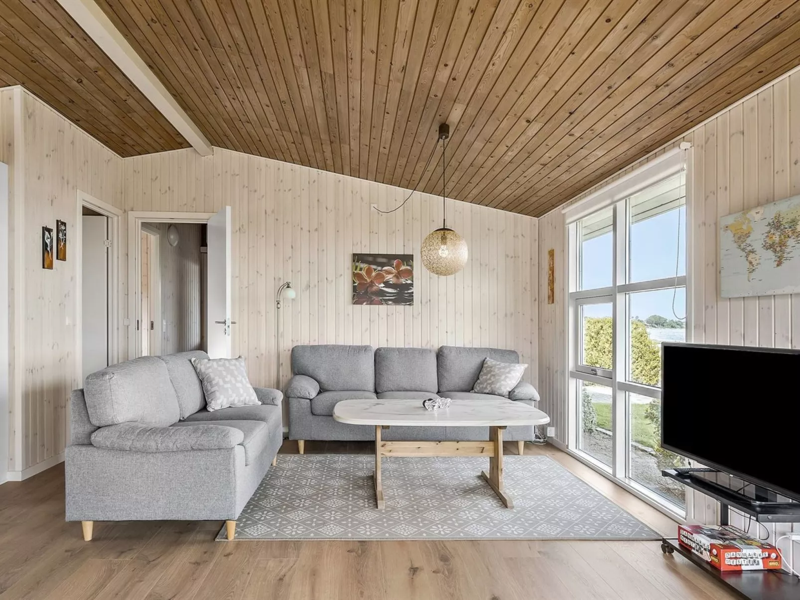 "Assarina" - 15m from the sea-Binnen