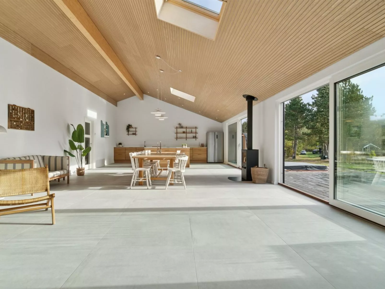 "Antomine" - 150m from the sea-Binnen