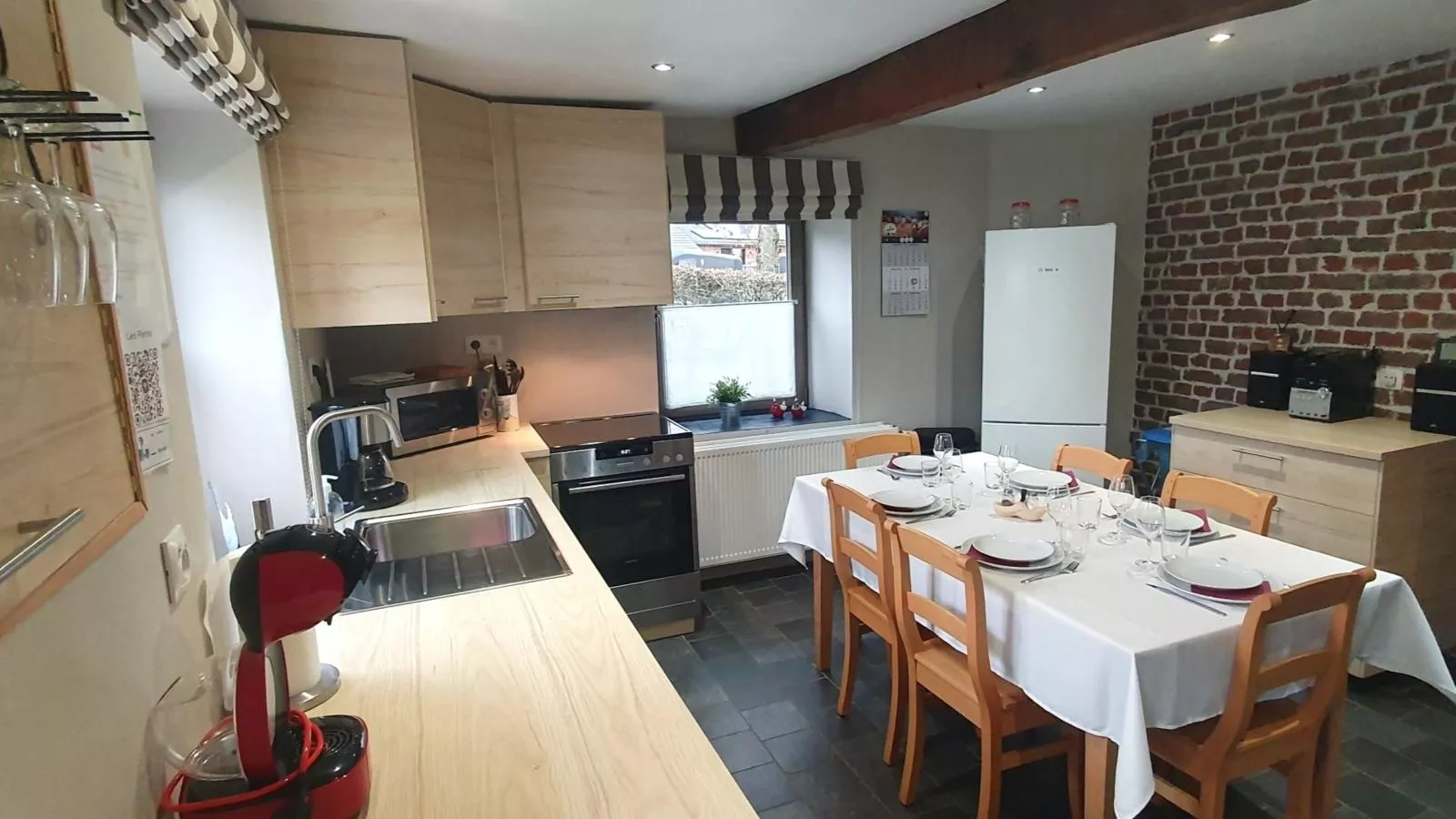 Les Pierris near F1 circuit-Keuken