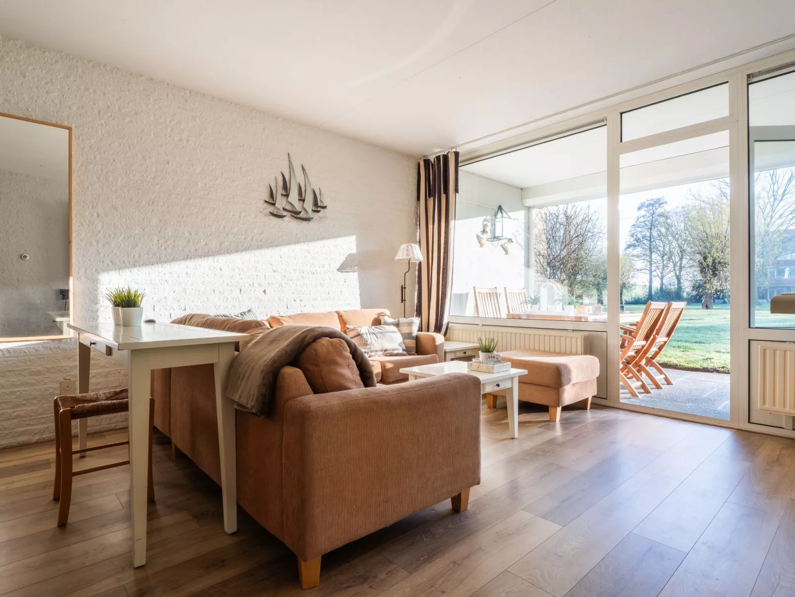 Beach House Bruinisse-Binnen