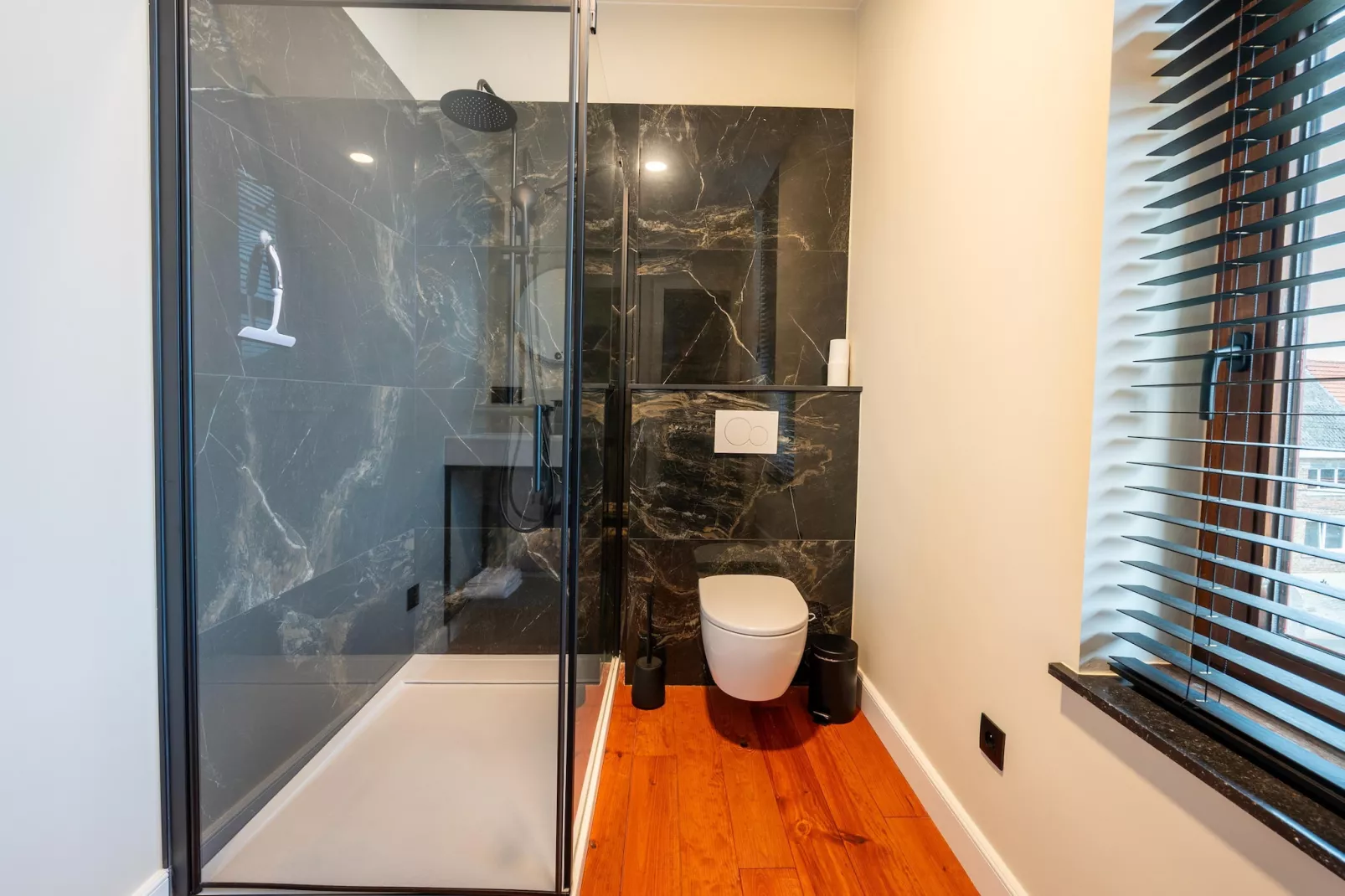 Pastorij Rutten-Badkamer