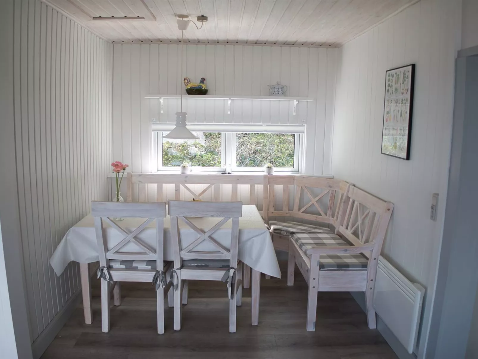 "Hilde" - 75m from the sea-Binnen