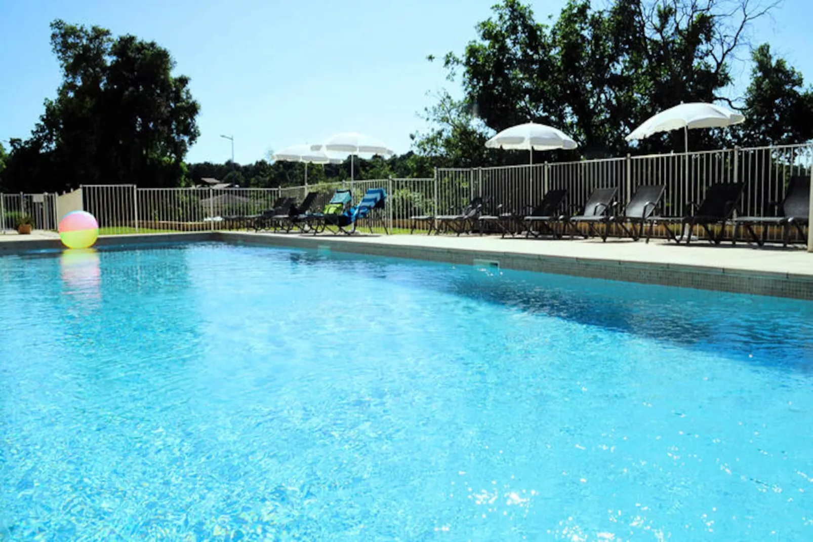 Néméa Appart'Hôtel Green Side