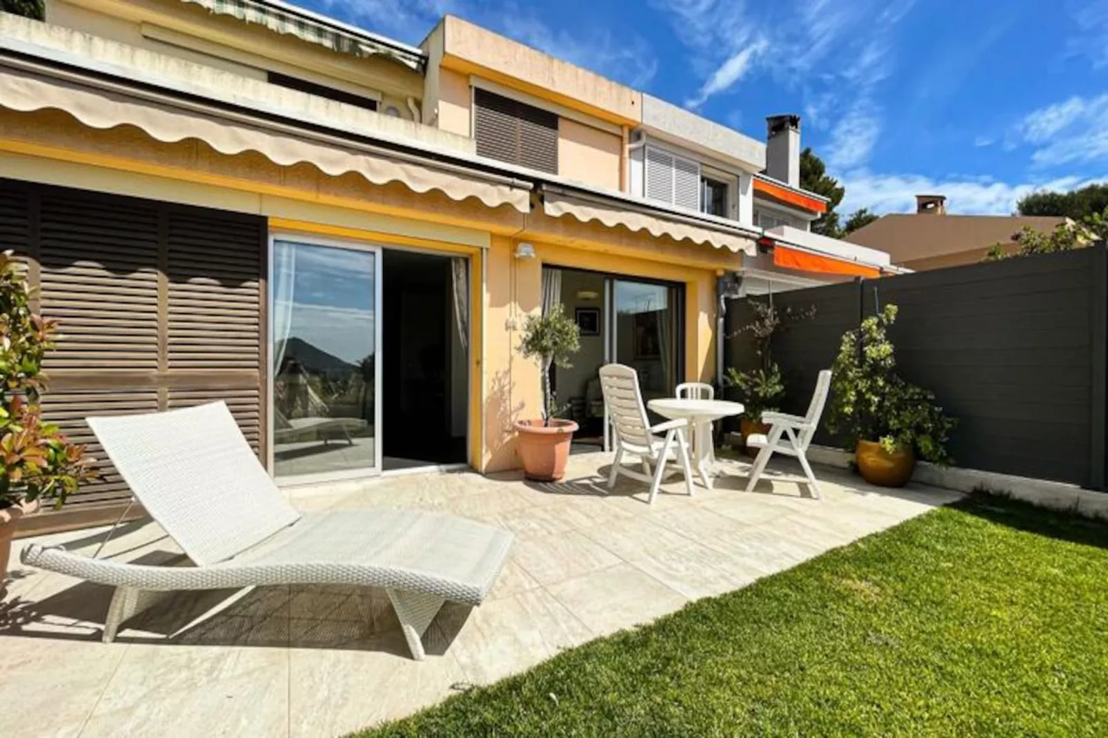 Villa R&eacute;sidentielle 8 Pers - Piscine &agrave; Mandelieu