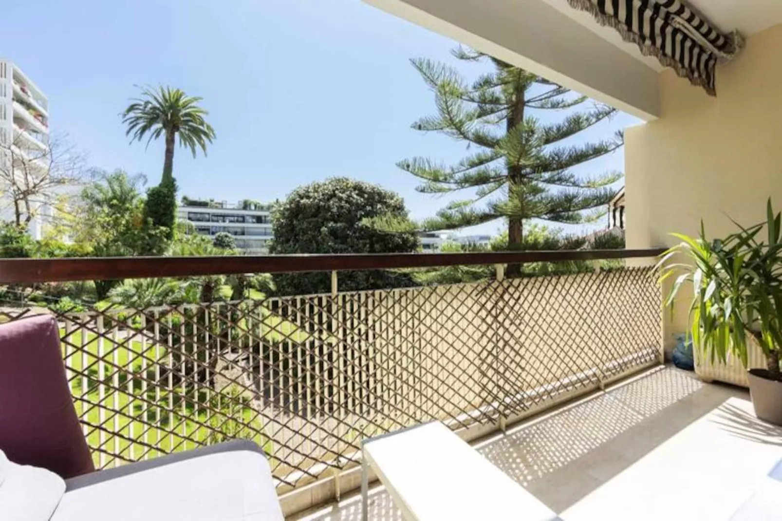 Résidence Le Gallia, Havre De Paix En Centre-ville Avec Terrasse ❤gallia Lys❤