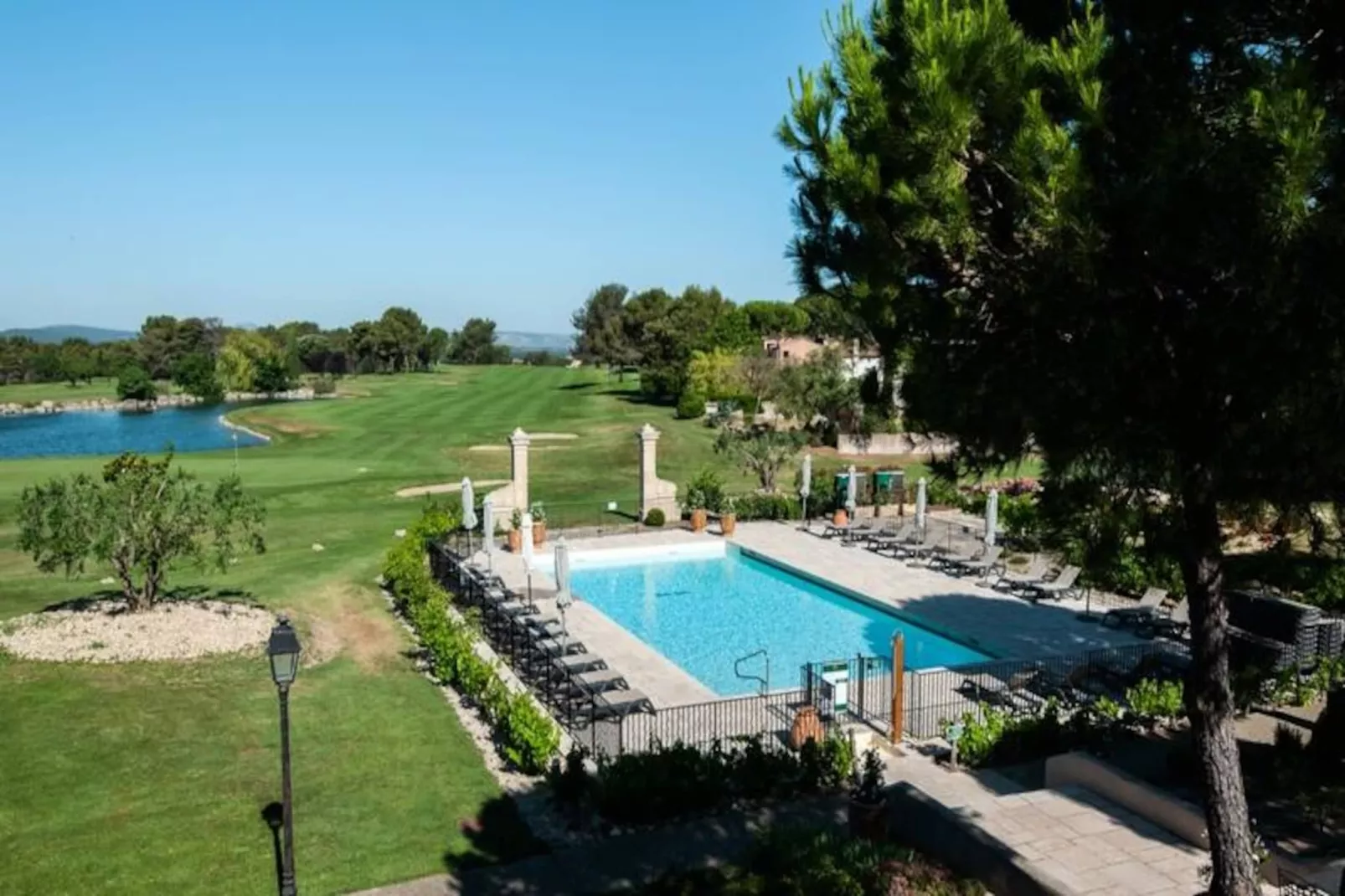 Résidence Hôtel du Golf de Pont Royal - maeva Home