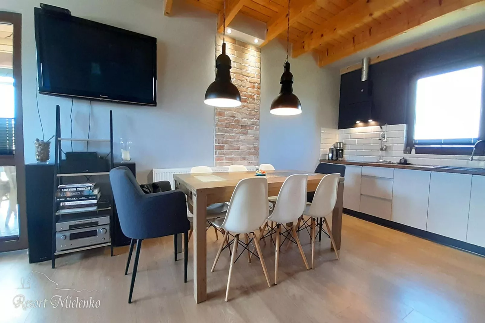 Dom MARCO POLO w Mielenku-Eetkamer