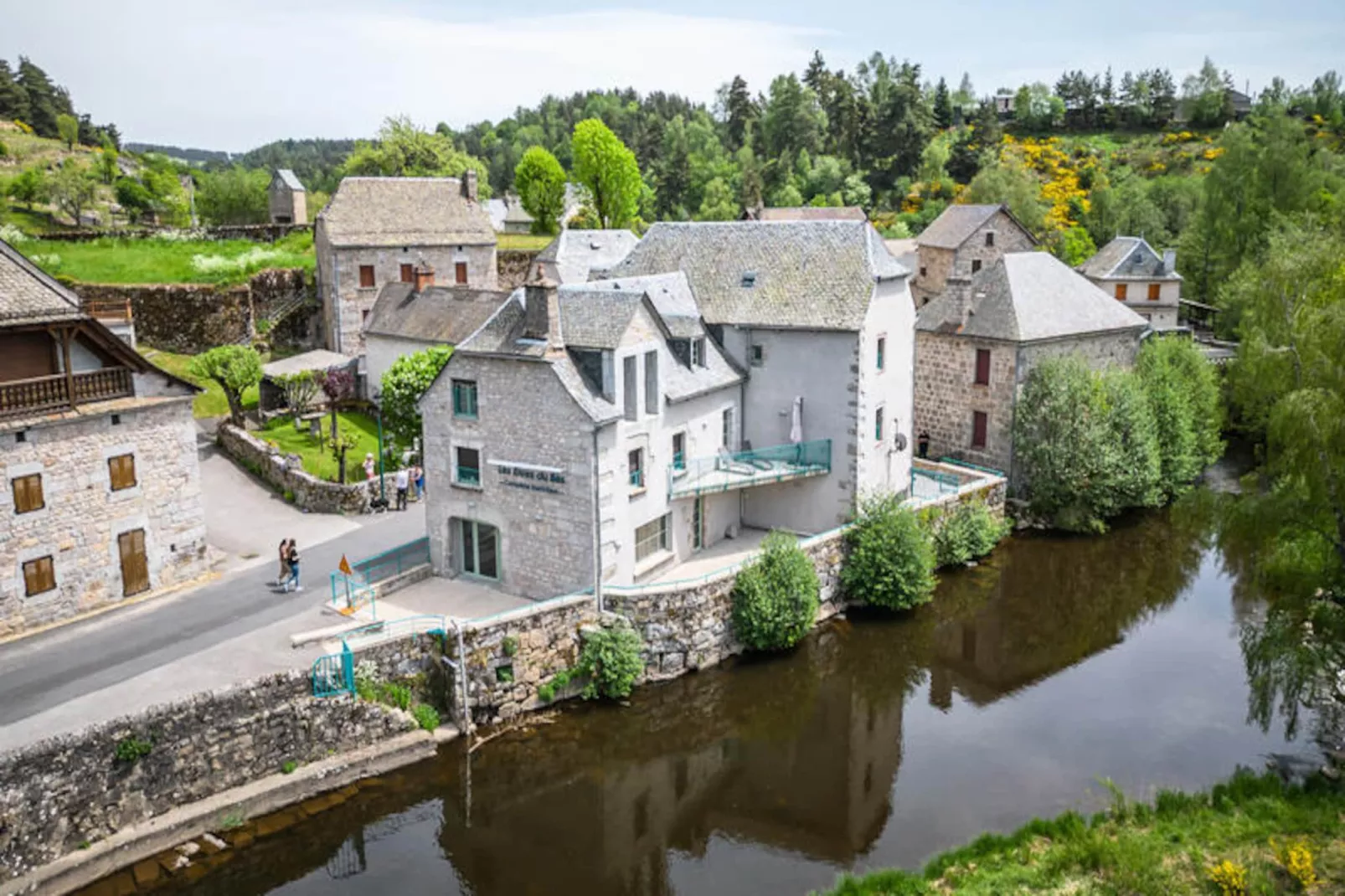 Studio à Saint Juery