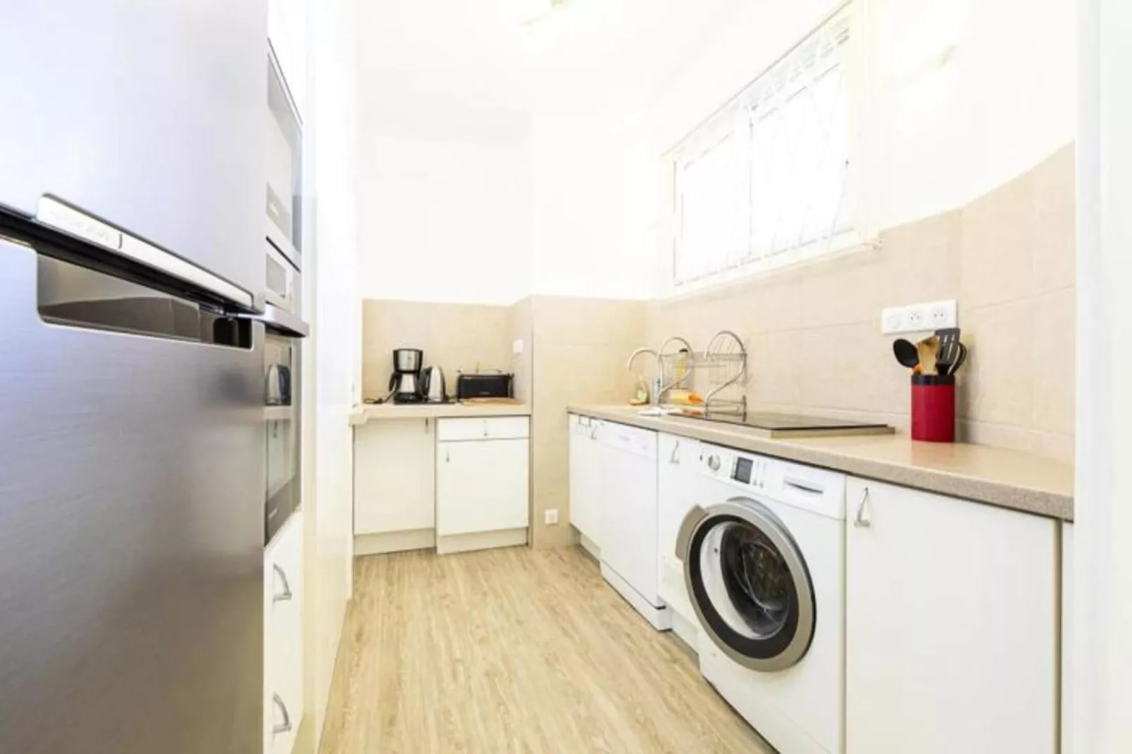 Résidence Appartement Enti&egrave;rement &eacute;quip&eacute; De 105 M2 Avec Vue Mer Et Collines