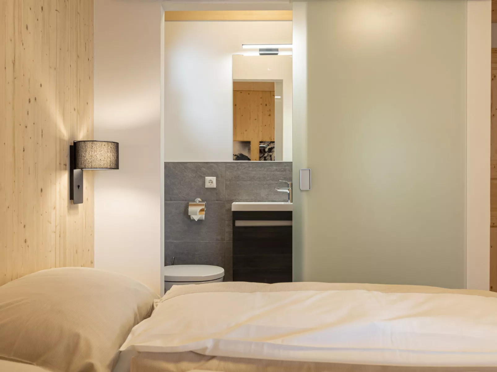 Superior mit Sprudelbad innen