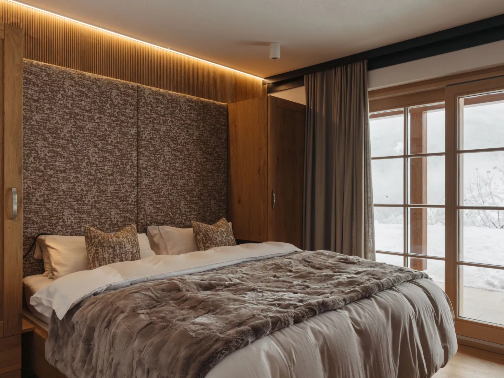 Royal Mountain Lodge