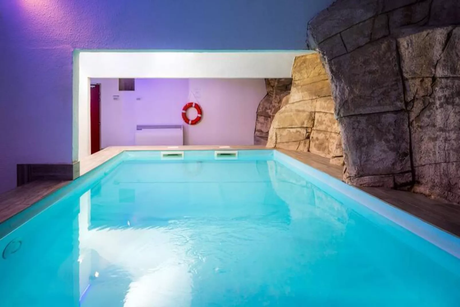 SOWELL RÉSIDENCES New Chastillon****