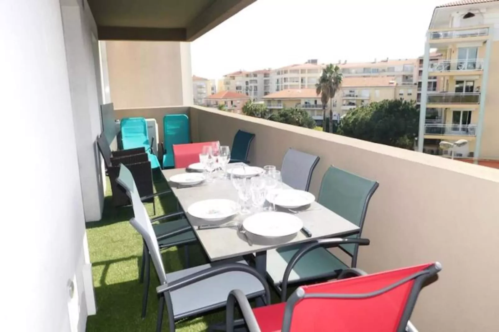 06ch : Beau T3 Avec Terrasse - 300m Parc Exflora